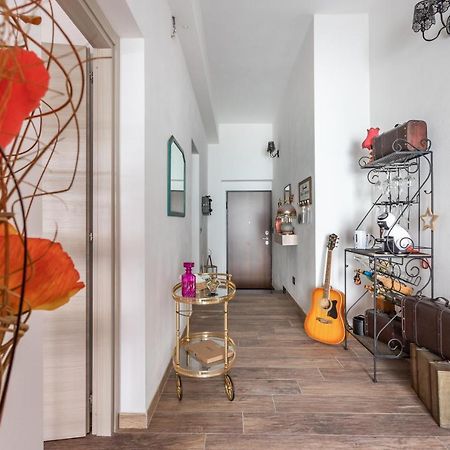 Living G Room Cagliari Luaran gambar