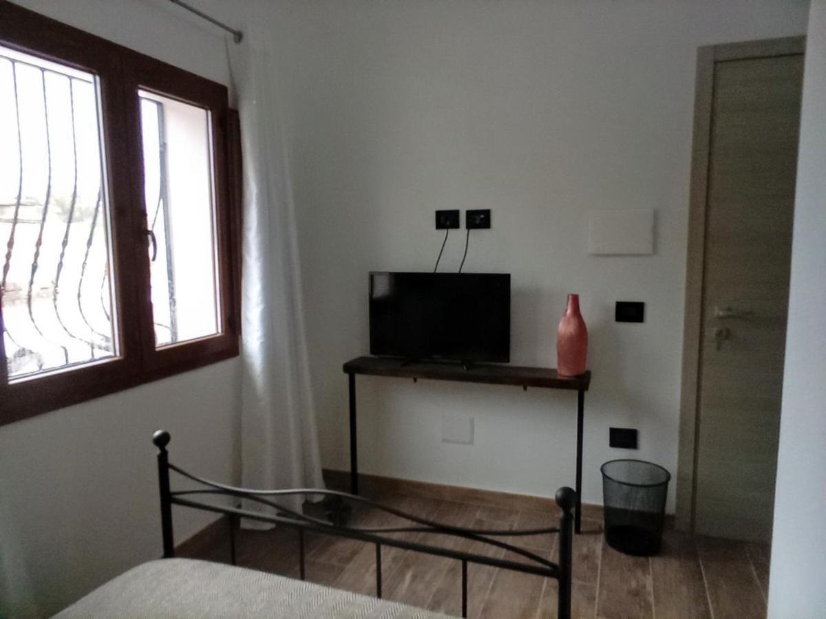 Living G Room Cagliari Luaran gambar